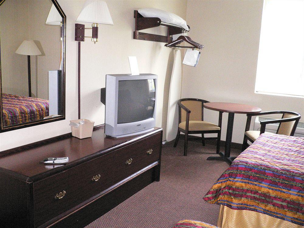 Super 8 By Wyndham Harrisburg Hershey North Esterno foto
