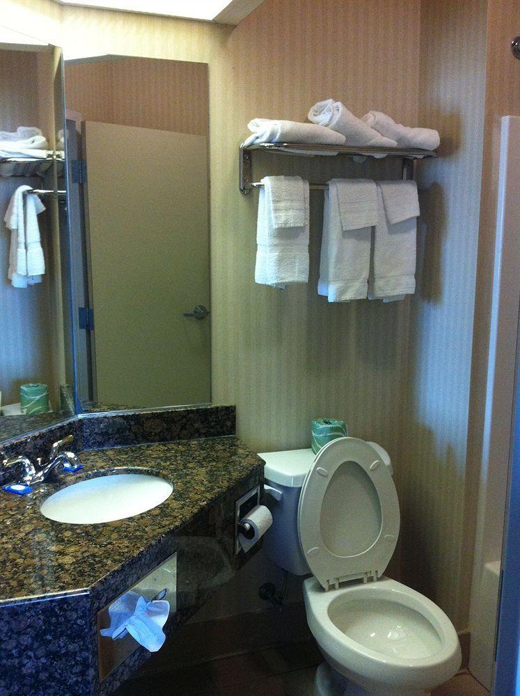 Super 8 By Wyndham Harrisburg Hershey North Esterno foto
