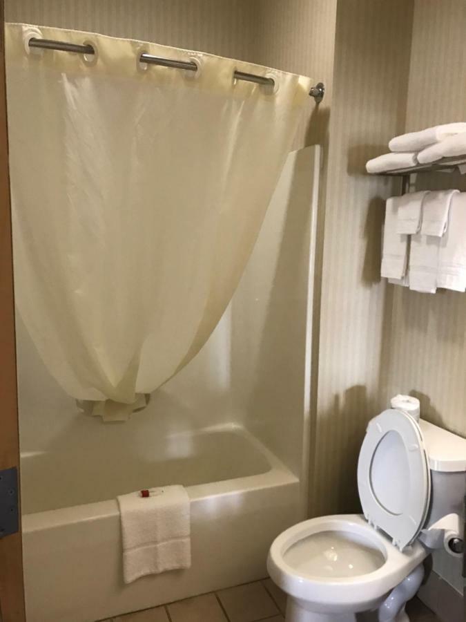 Super 8 By Wyndham Harrisburg Hershey North Esterno foto